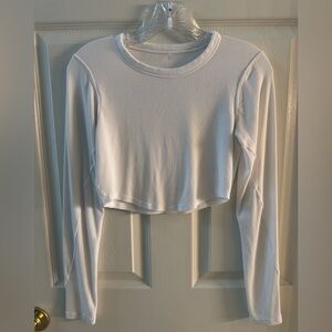 Lululemon Hold Tight Straight-Hem
Cropped Long-Sleeve Shirt
